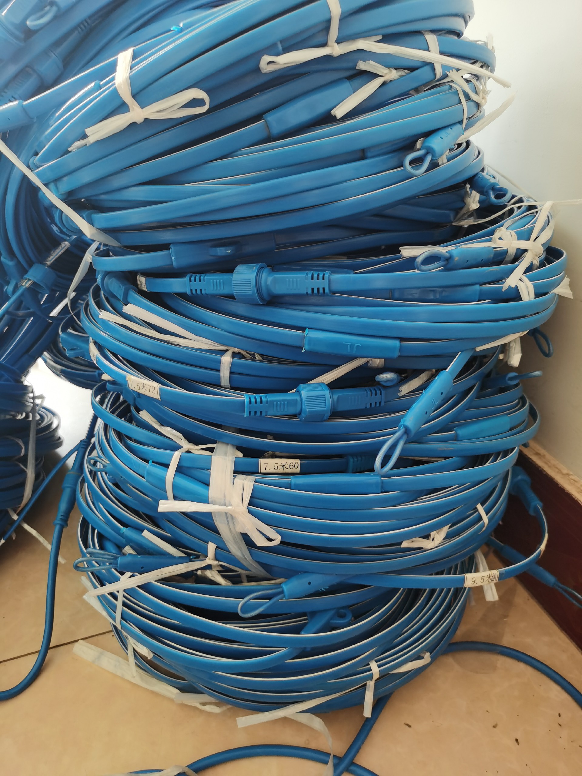 1698912150297465.jpg 电缆1.jpg